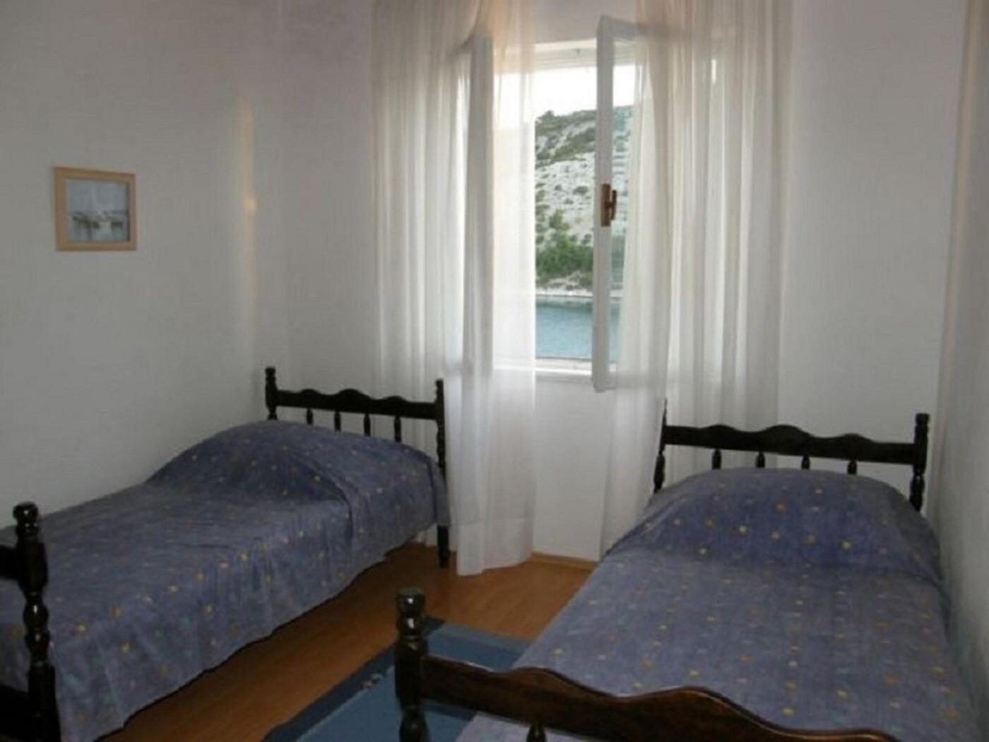 Apartments Ljubi Vinišće Εξωτερικό φωτογραφία